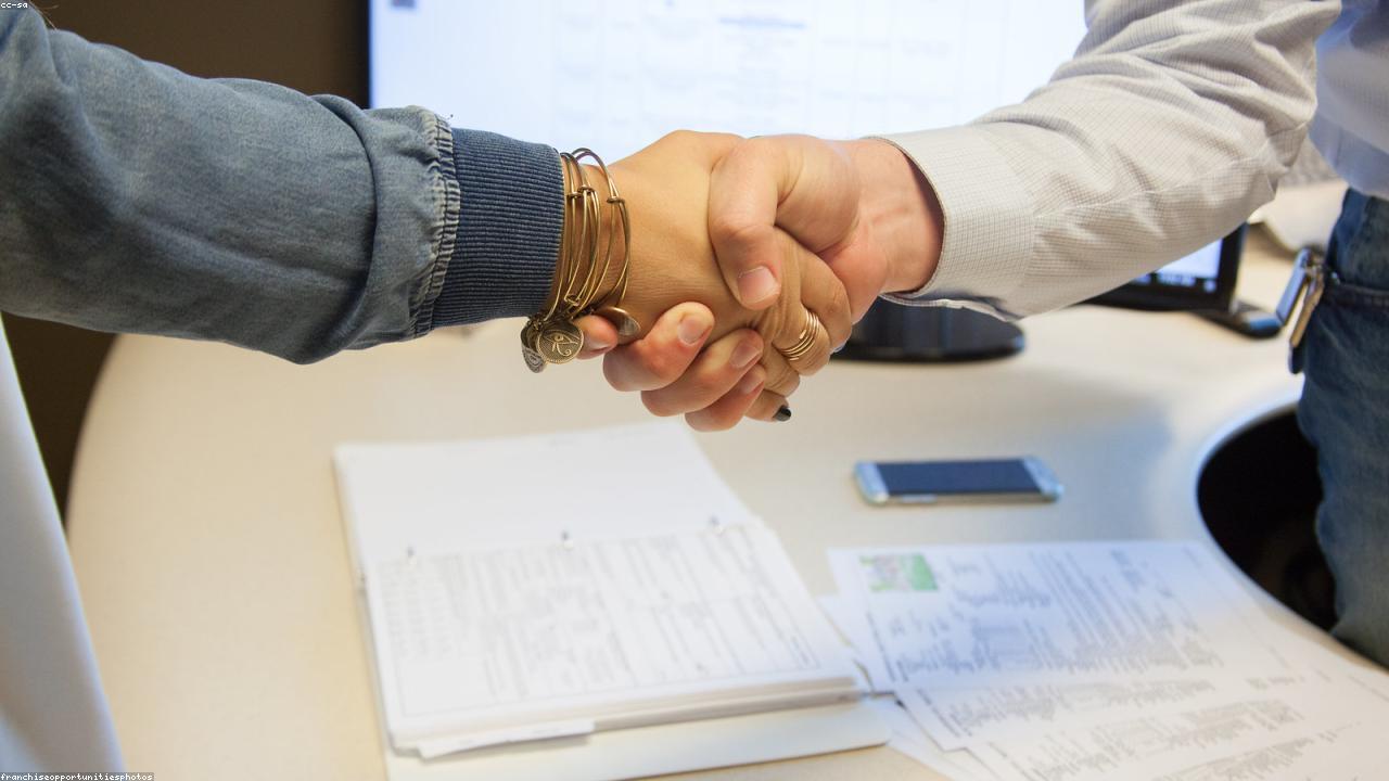 Why Consistent Client Communication Builds Trust